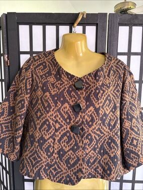 Womens Brown and Black Print Jacket with Statement Buttons. Sz 10.